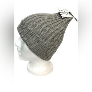 New CORE Beanie Knit Hat Grey One Size
